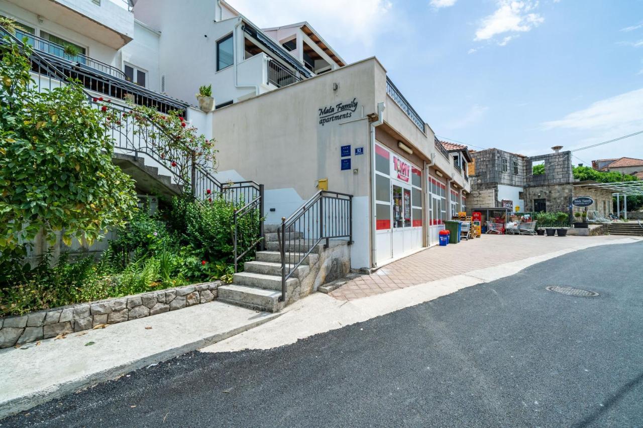 Hidden Gem Apartment โมลูนัท ภายนอก รูปภาพ