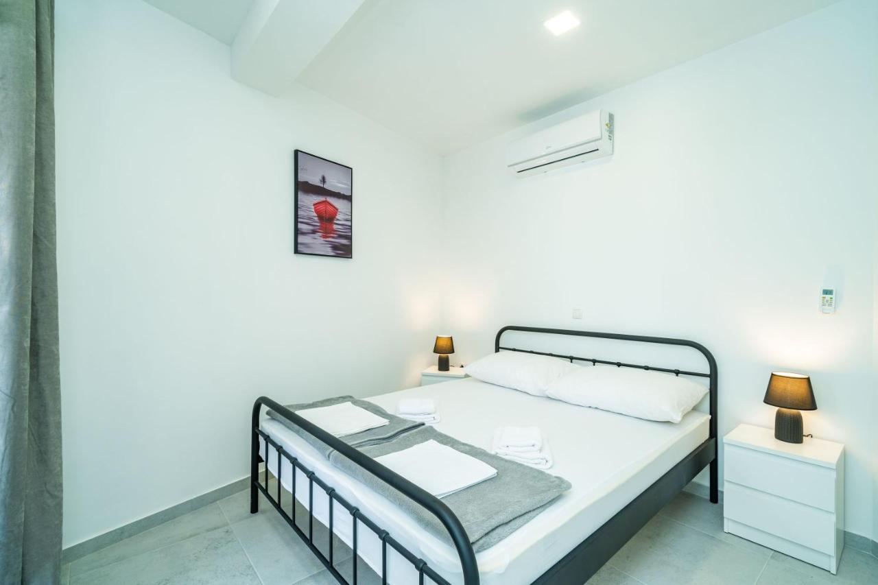 Hidden Gem Apartment โมลูนัท ภายนอก รูปภาพ